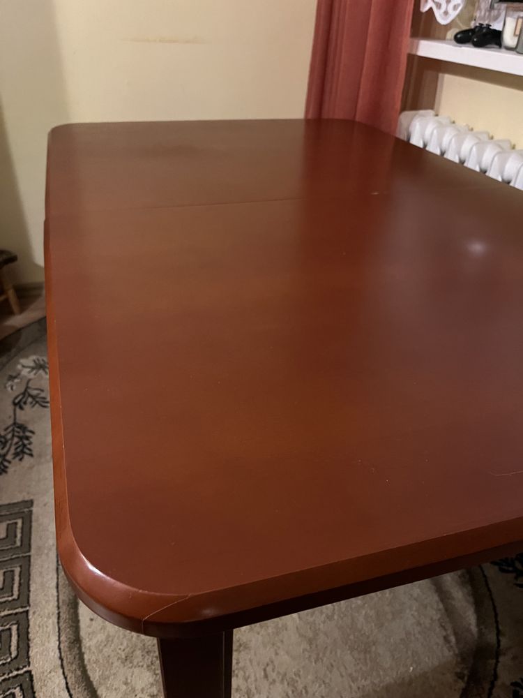 Stół rozkładany, drewniany, do salonu