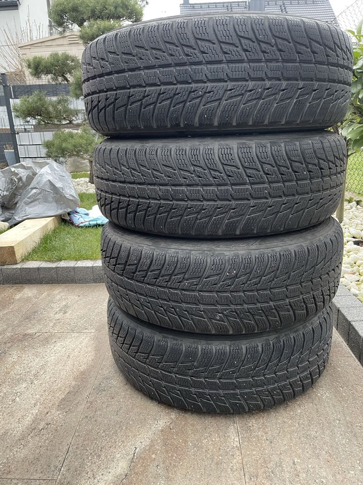 Opony zimowe wraz z felgami. Opony nokian WR SUV 3 225/65 R17 106 H XL