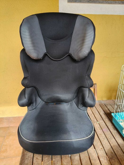 Cadeira auto em bom estado de conservação
