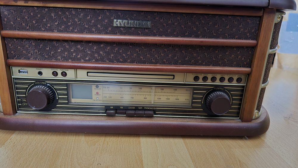 Gramofon Hyundai, wieża, retro gramofon