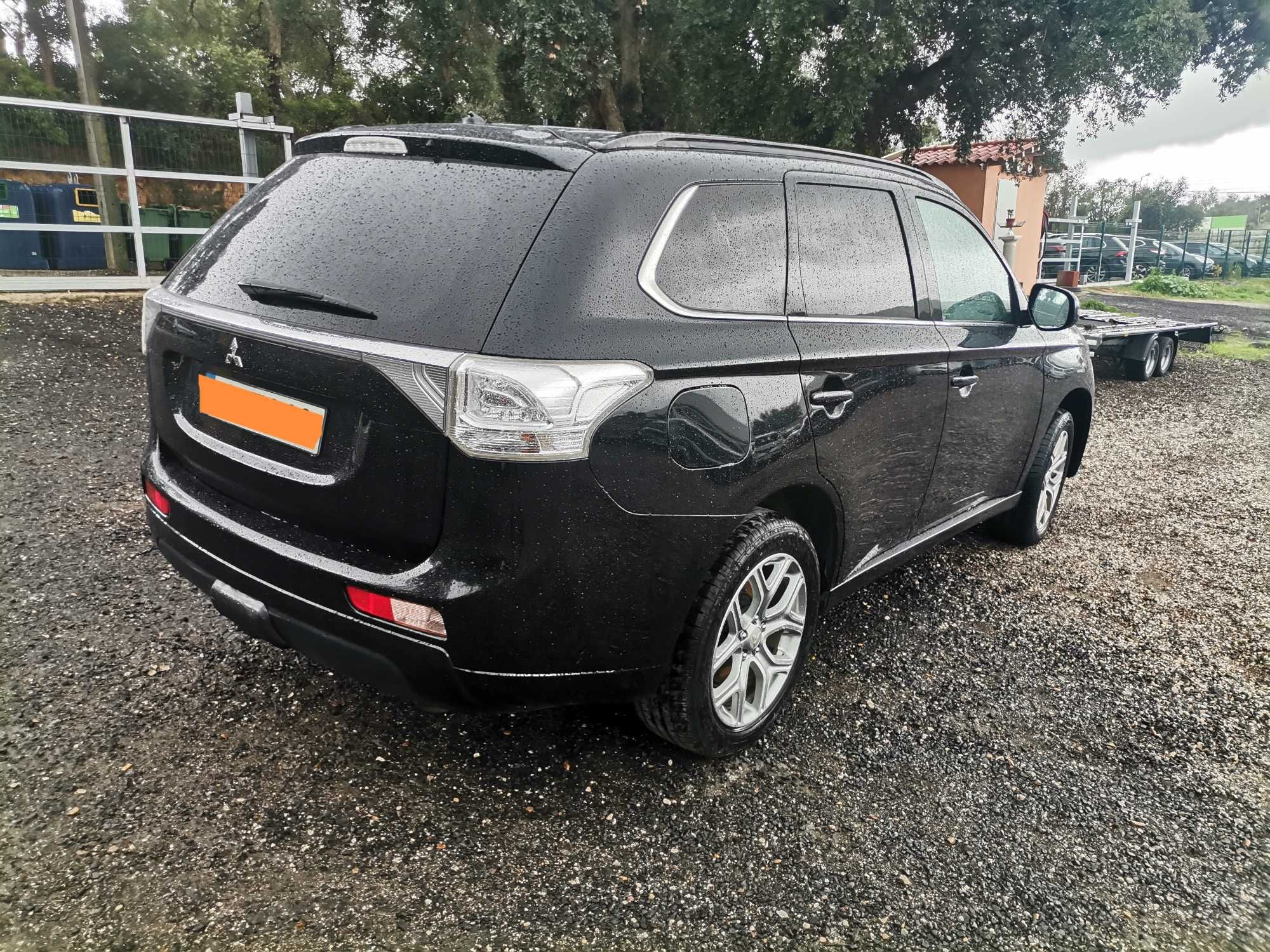 Mitsubishi Outlander 2.4 Plug-in Eléctrico 2014