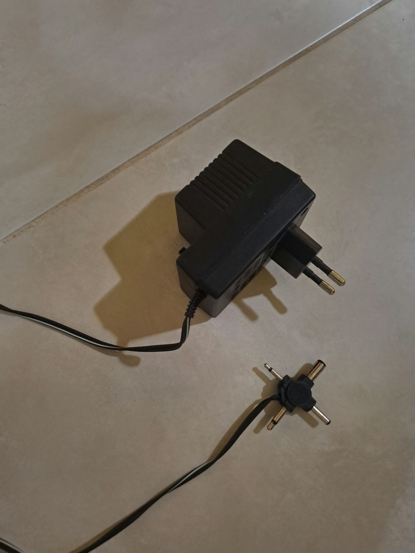 Órgão portátil YAMAHA PSR-75