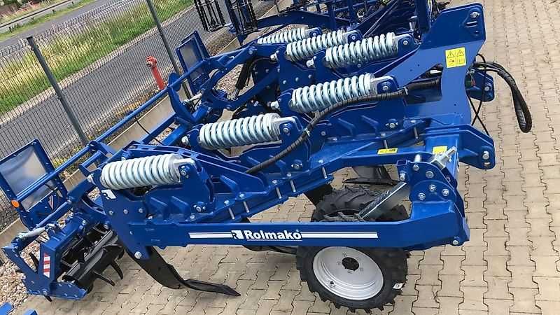 Głębosz Rolmako U 614, rama V, podwójny wał, dostępny od ręki