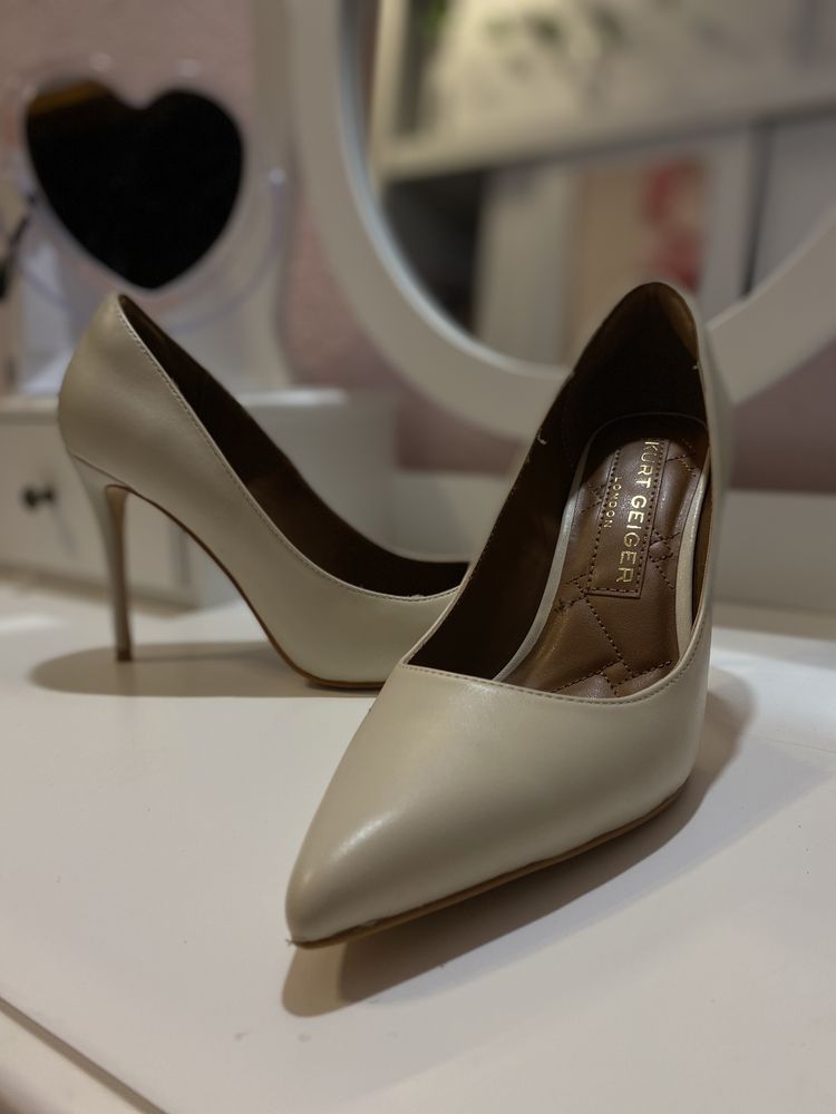 Шкіряні туфлі Kurt Geiger London