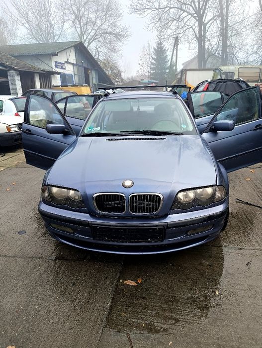 BMW seria 3 318i  1998r. na części. Kod lakieru 372/5