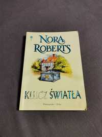 Nora Roberts | Klucz światła