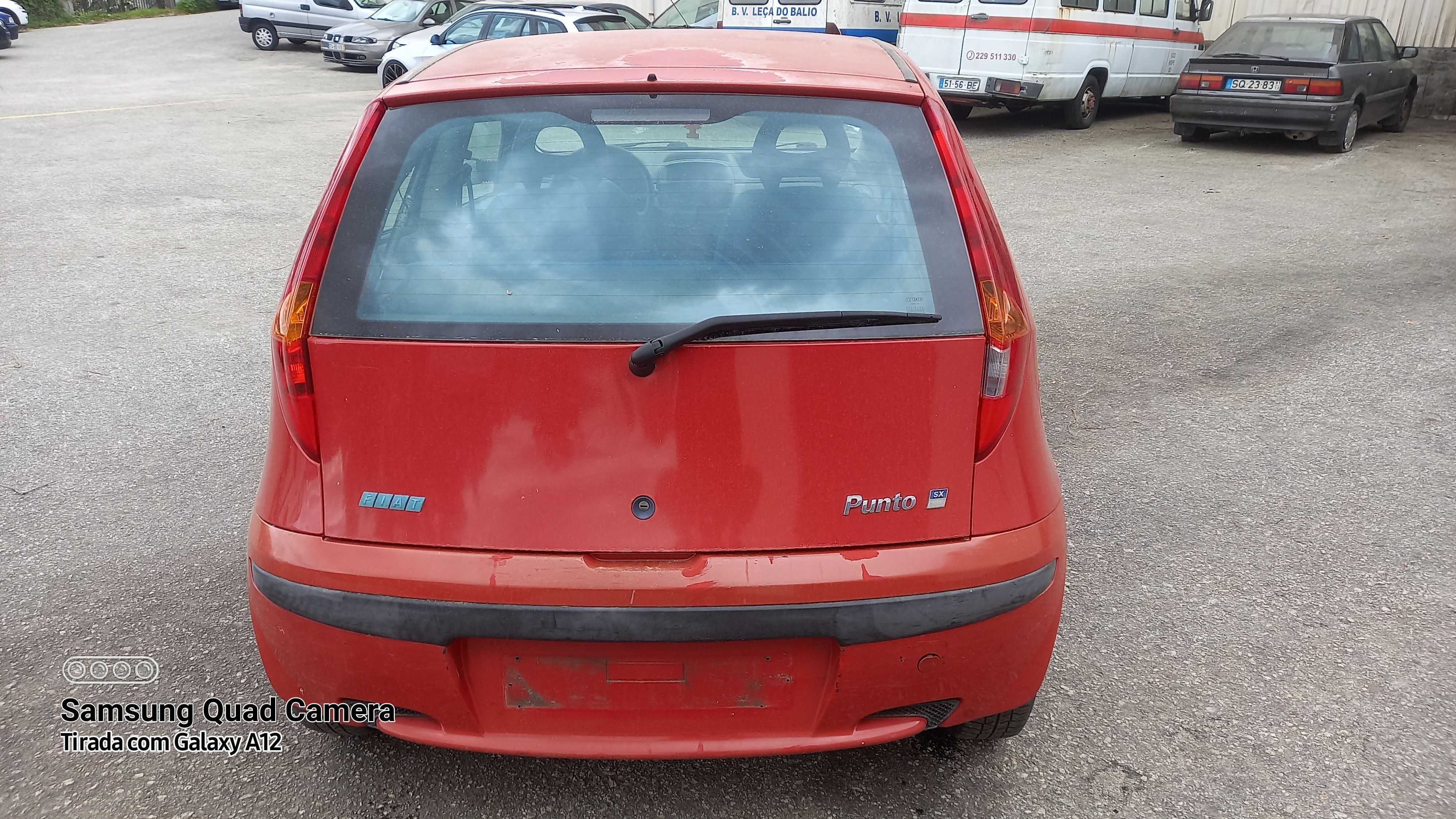 Fiat Punto 1.2 8V só para peças