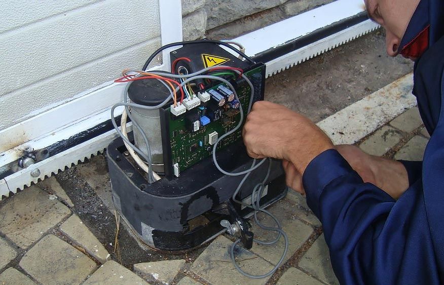 Ремонт встановлення автоматики воріт