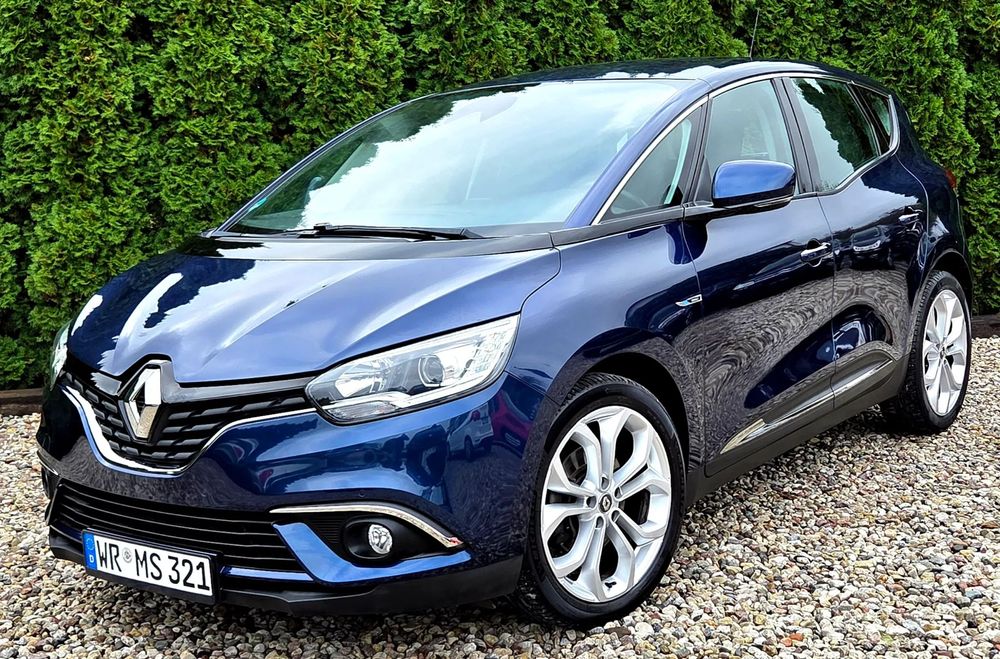 Renault Scenic Serwis Bezwypadkowy Bardzo Ładny Bez Uszkodzeń I Wkładu Polecam