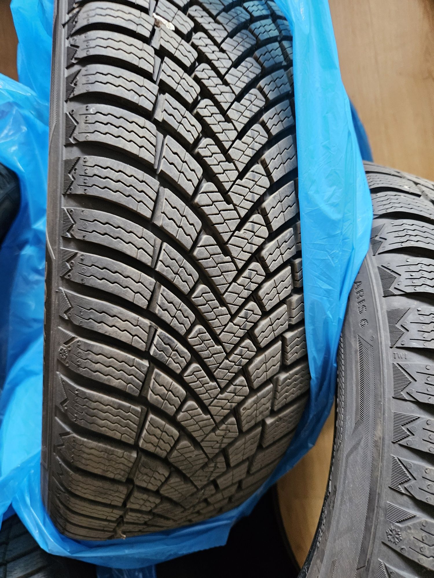 Opony zimowe Barum Polaris 205/55 R16