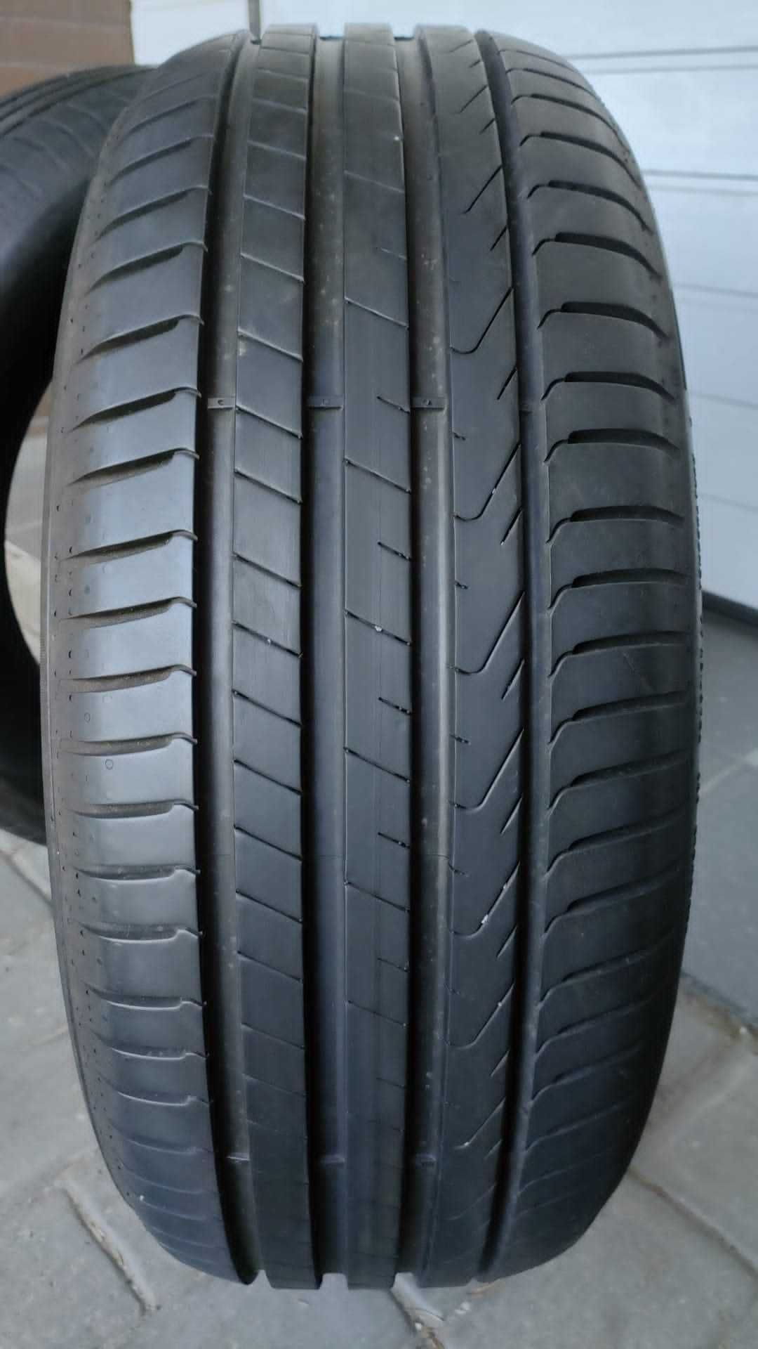 2 sztuki opony letnie 215/55/17 94V Pirelli 2020 rok