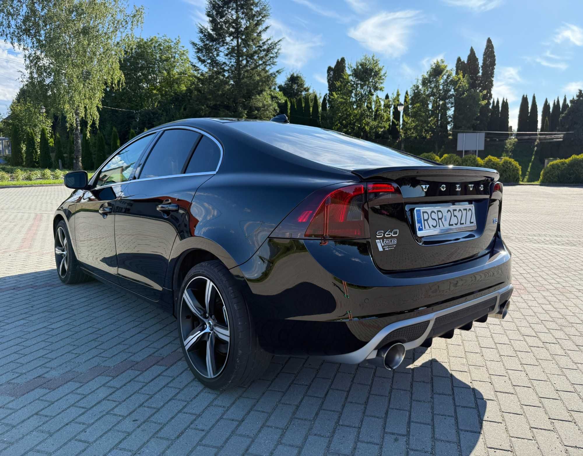 Sprzedam zadbane Volvo S60 T5 o mocy 254 KM 2013r. Automat