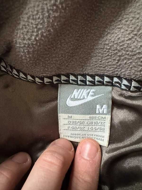 Kurtka zimowa ocieplana Nike