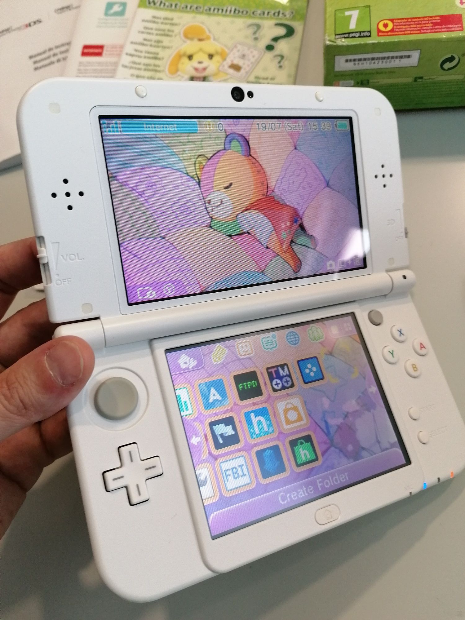 New 3DS XL Animal crossing CIB 64GB Homebrew