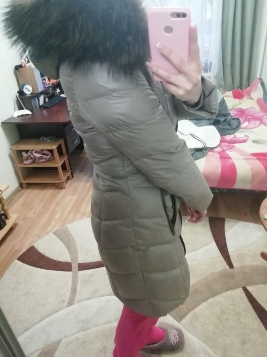 Продам зимнее пальто в хорошем состояние