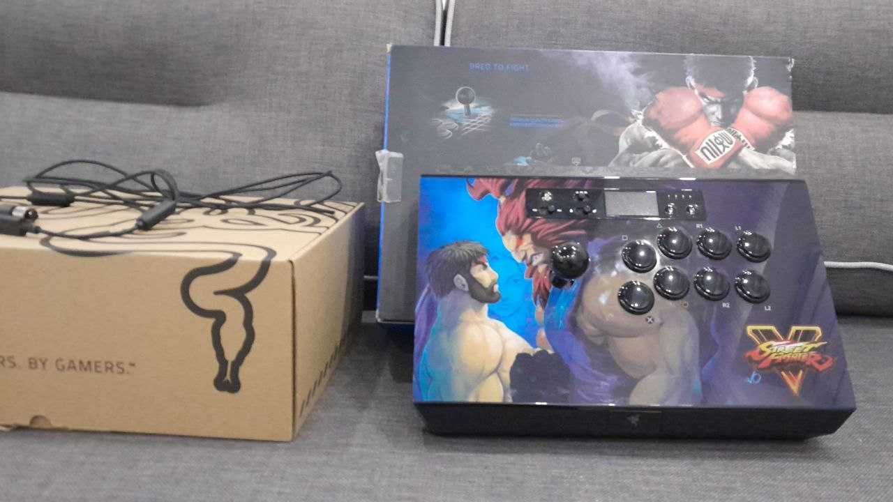 Аркадний стік Razer Panthera Street fighter V edition