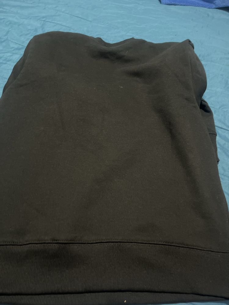 Camisola preta pull bear nova