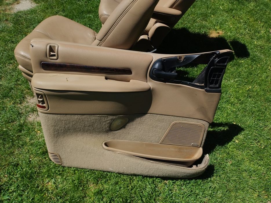 Nisan Micra k 10  chrysler voyager i Grand Voyager 3.3 3.8 1996 do 200