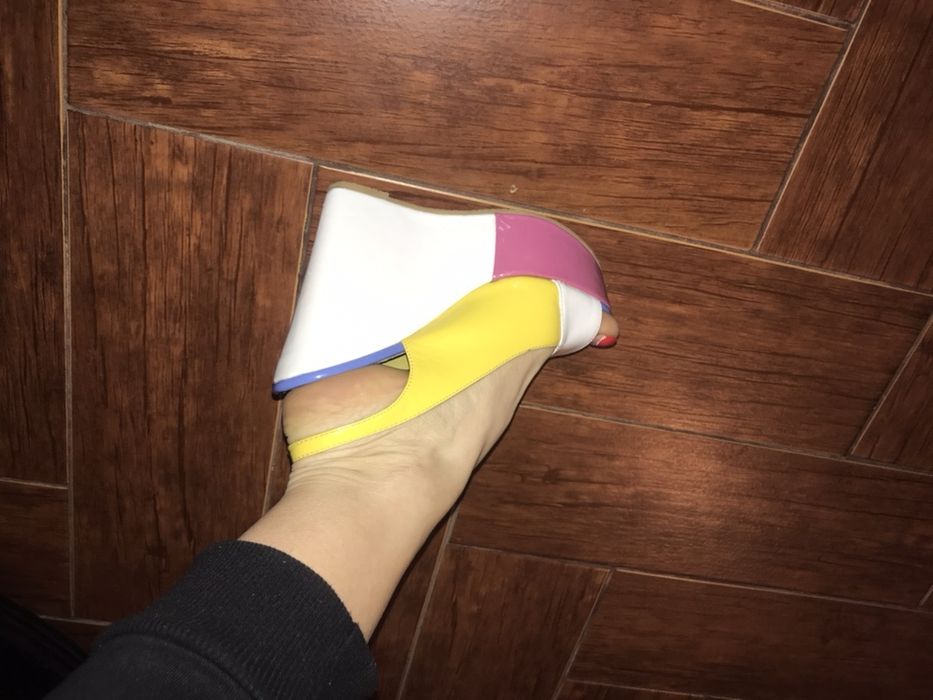 Босоножки  Кожа платформа Miraton