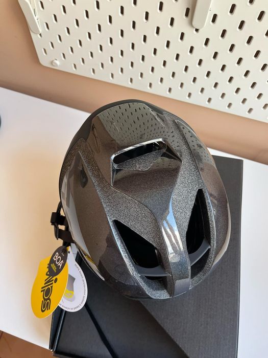 Велошолом Oakley ARO5 mips M, шолом велосипедний