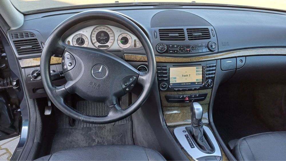 Mercedes Benz E211 Avangarde 2.7