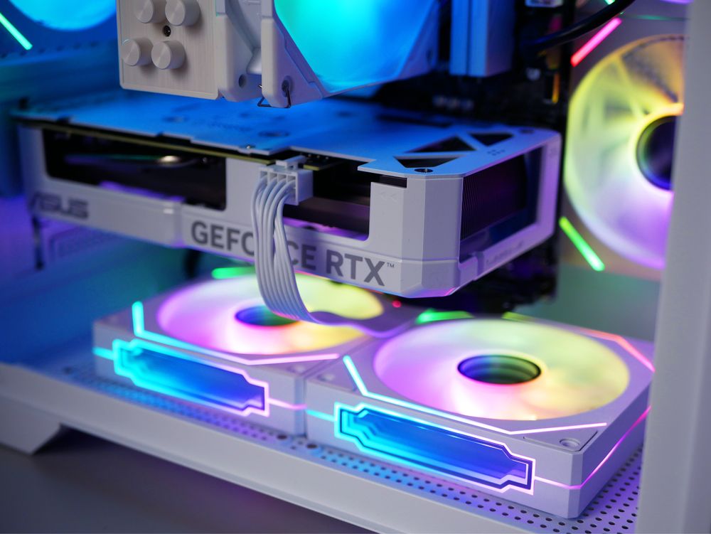 Білий Ігровий ПК RTX 5060 + Ryzen 5 7400F