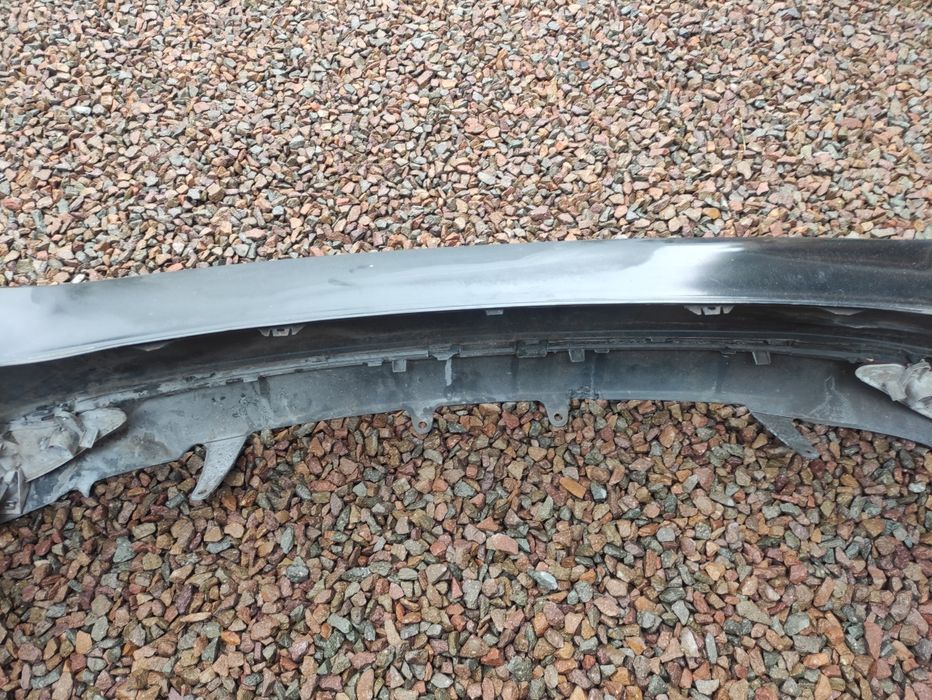 Toyota Avensis FL zderzak tył sedan 12-15