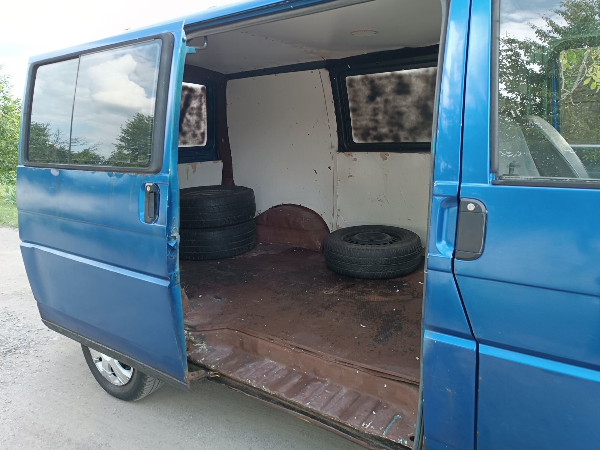 Продам volkswagen т4. На полном ходу