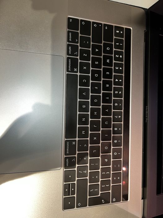 MacBook Pro 15-inch 512GB Intel Core i9 Radeon Pro 560X 32GB RAM