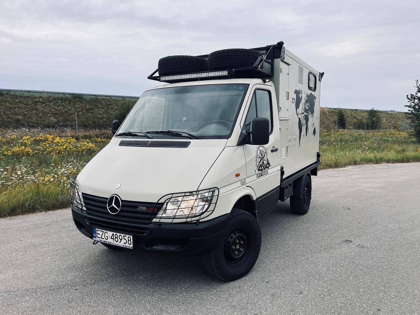 Kamper 4x4 wyprawowy