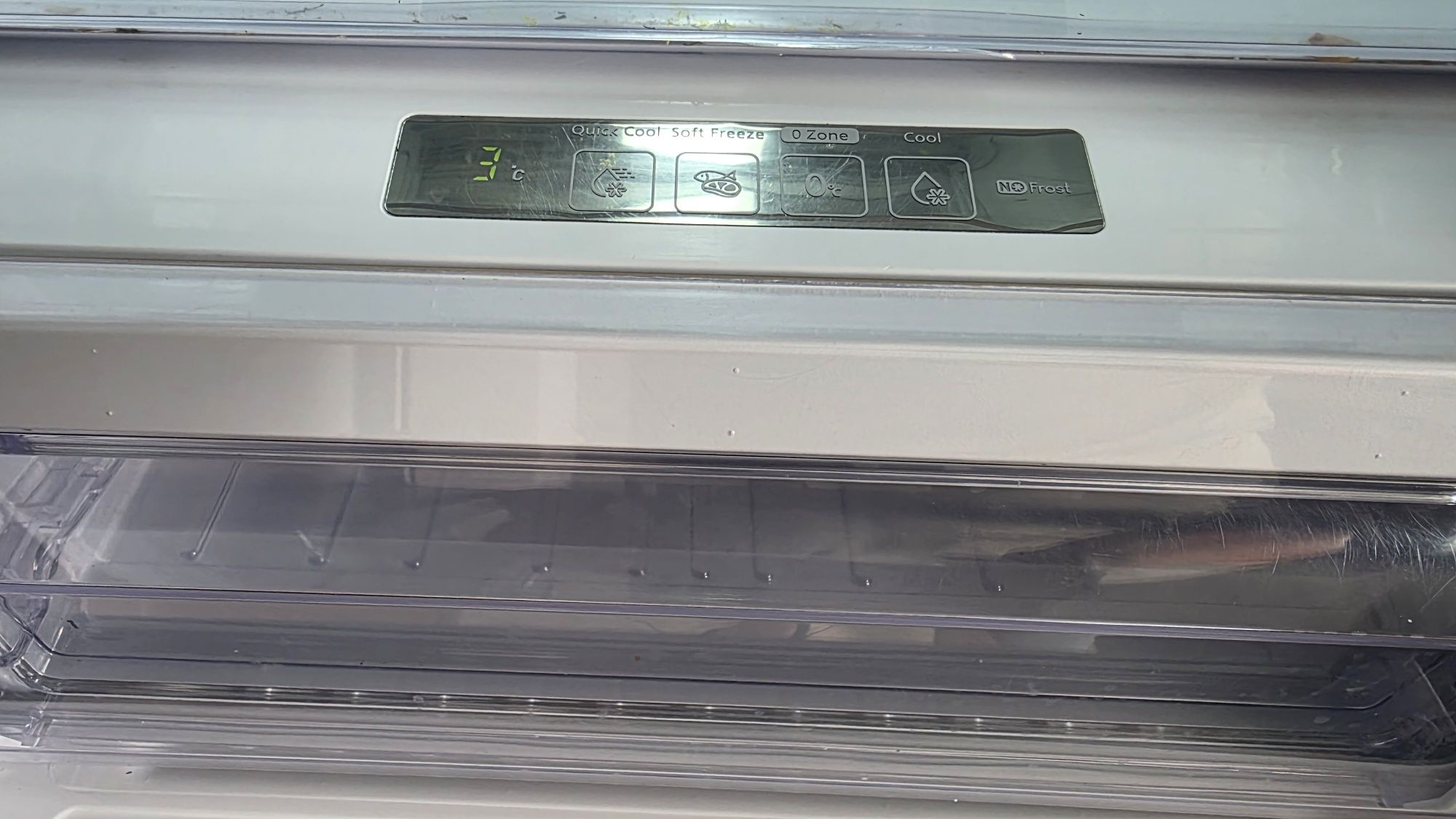 Samsung RL55VTEBG – lodówka No Frost z podświetleniem LED, 4 szuflady