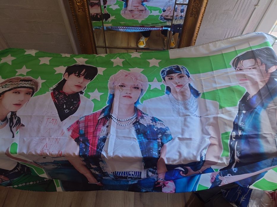 Flaga NCT U - Baggy Jeans
