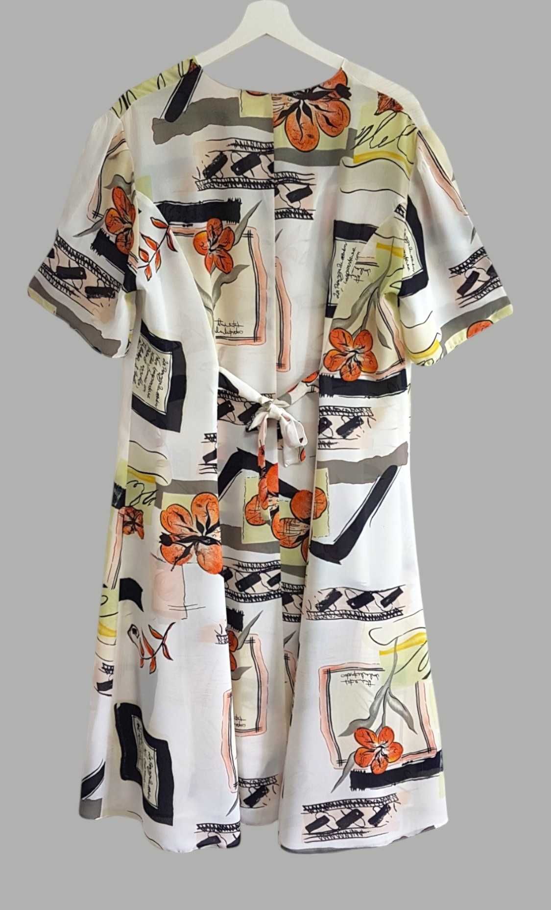 Damska sukienka ecru w kwiaty z krótkim rękawem Image 42/XL