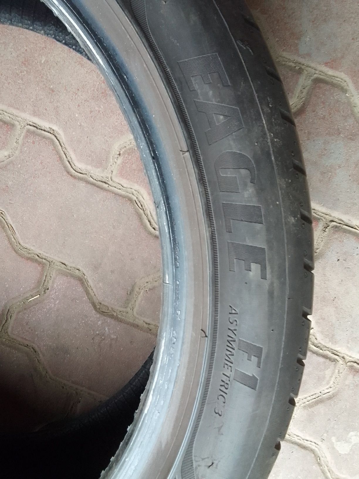 Opona letnia 245/40r18 GOODYEAR 2022r