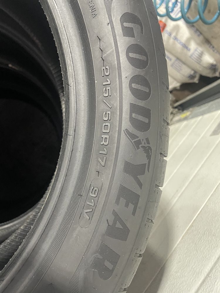 215/50R17 91V Goodyear Efficientgrip performance (4szt)