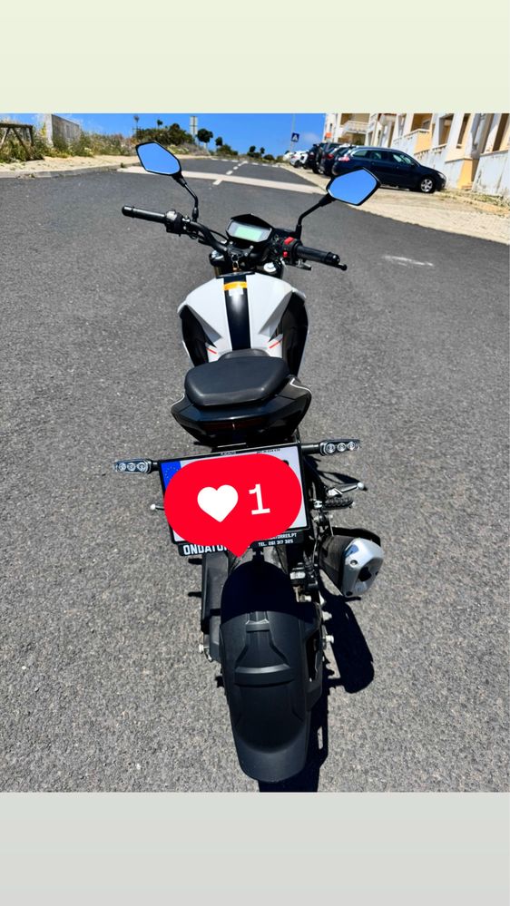 Keeway RKF 125 seminova
