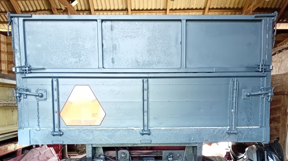 Zabudowa przyczepy górna rama z burtami wywrotka blumhart hl d50 d55