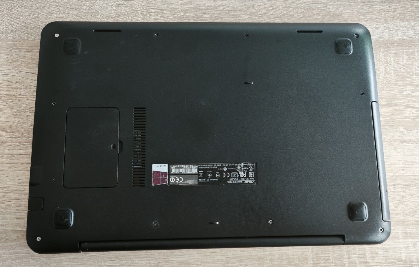 Laptop ASUS X555L Intel Core i5 12 GB Ram Nowy Dysk SSD 512 GB