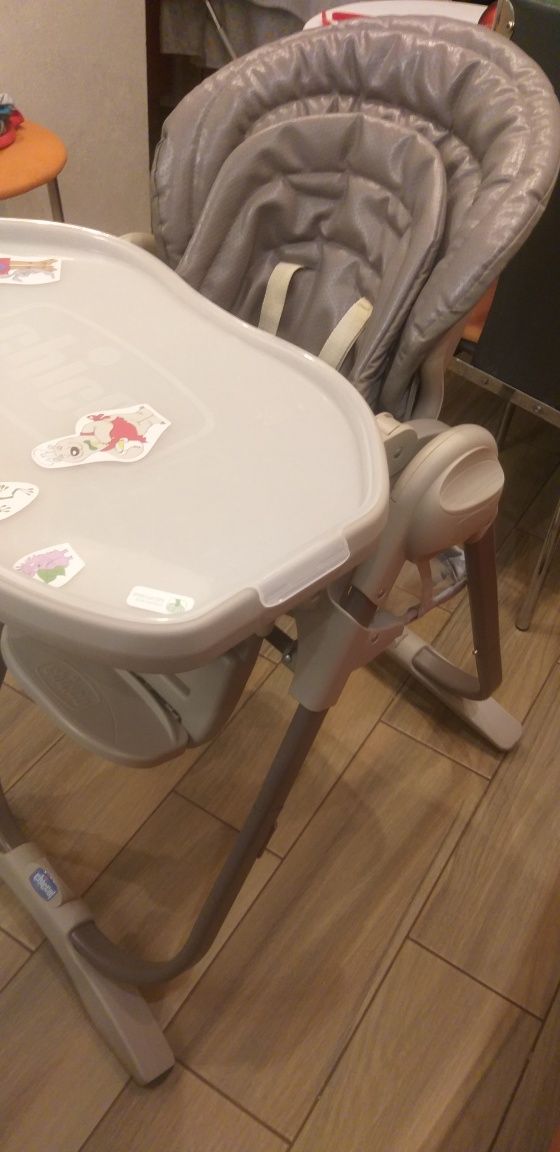 Продам детский стул Чико со столиком