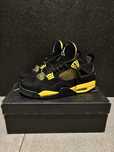 Jordan 4 yellow thunder