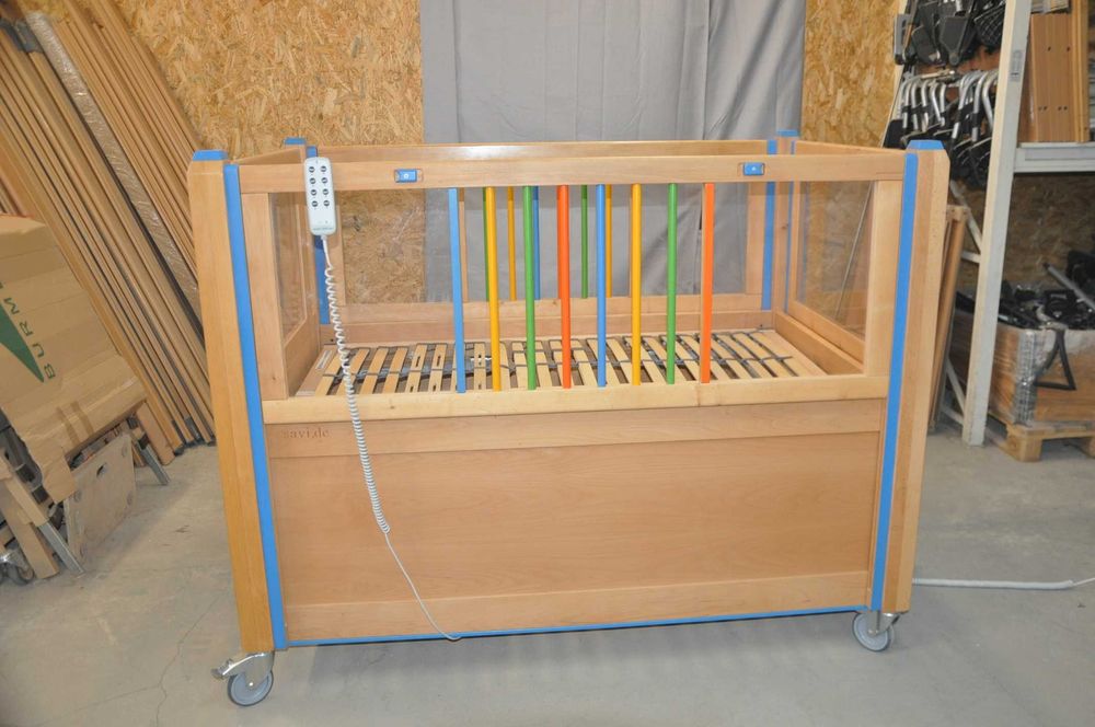 4 Dziecięce łóżko elektryczne rehabilitacyjne specjalne Savi 100x160