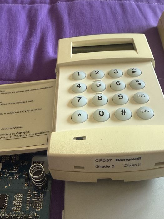 Teclados CP037 para central Galaxy ,placas expansoras e  central