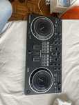 Controladora Pioneer DDJ-REV1