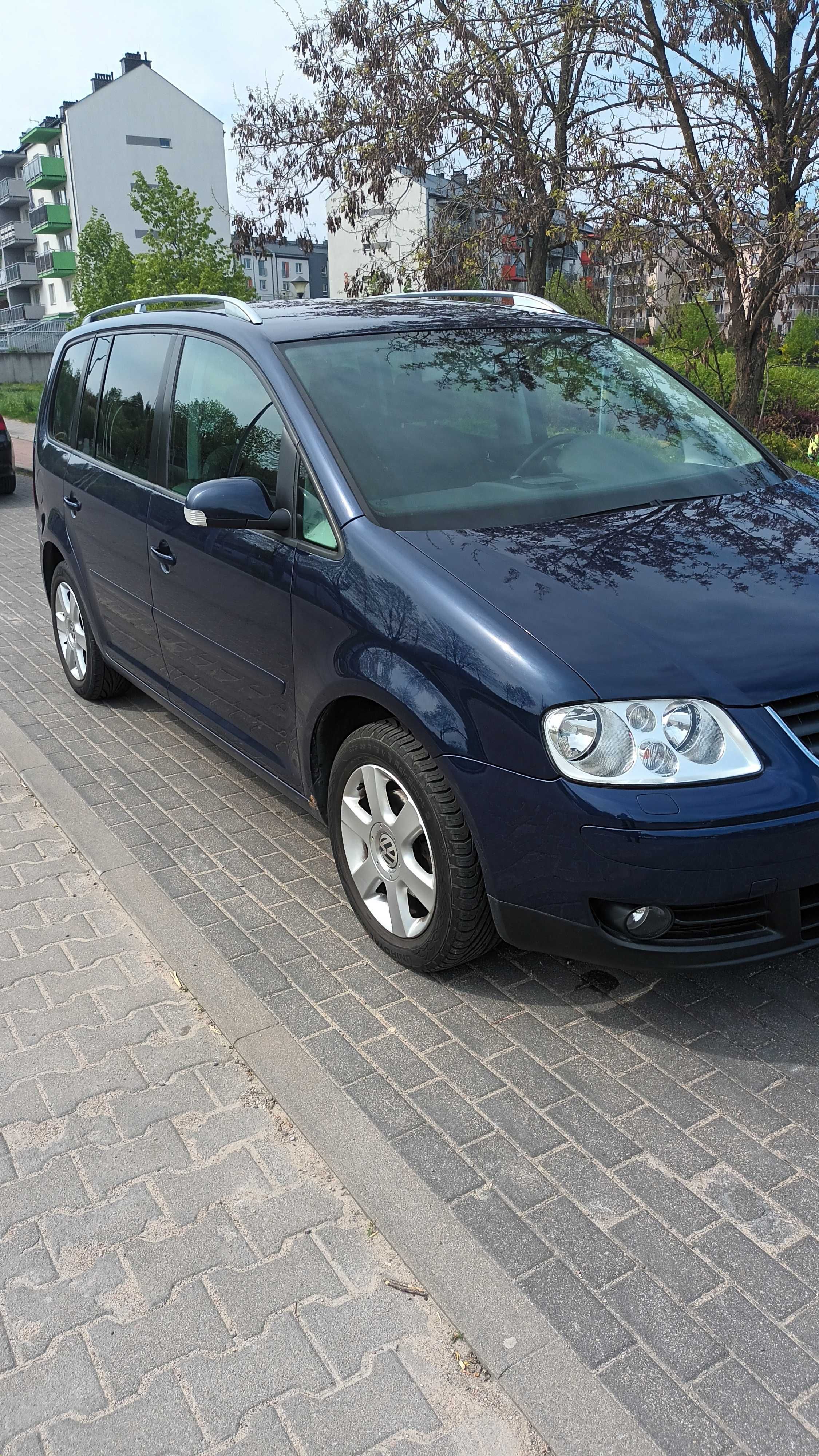 VW Touran 1.9 TDI 105 km BKC Highline