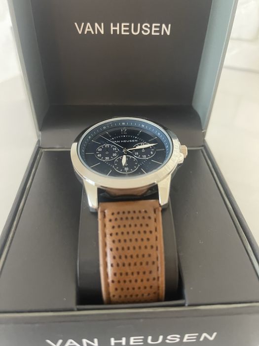 Годинник Van heusen