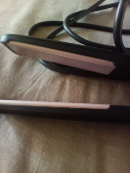 Prancha alisadora Philips - Nova