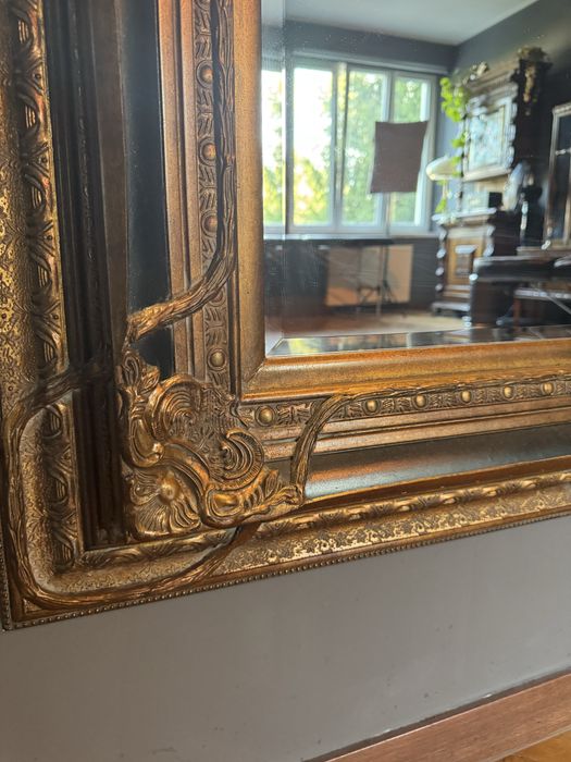 Duże, wysokie, stare lustro. Antyk, barok, zdobione.