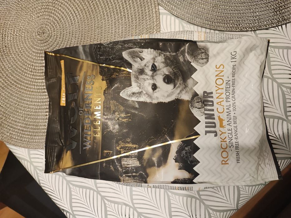 Wolf of Wilderness Junior "Rocky Canyons", z wołowina