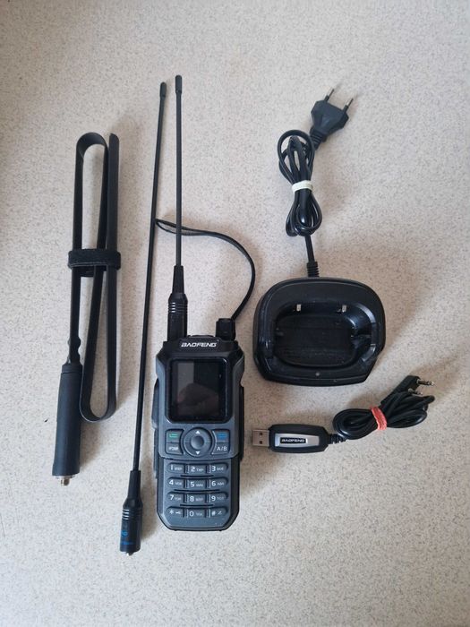 Radiotelefon Baofeng UV-21 Pro 2 + 3 anteny + Kabel do programowania
