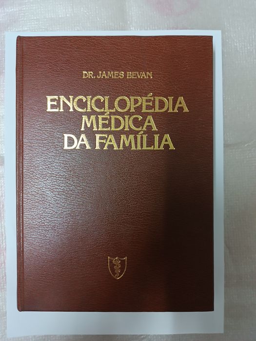 "Enciclopédia médica da família" de Dr.James Bevan